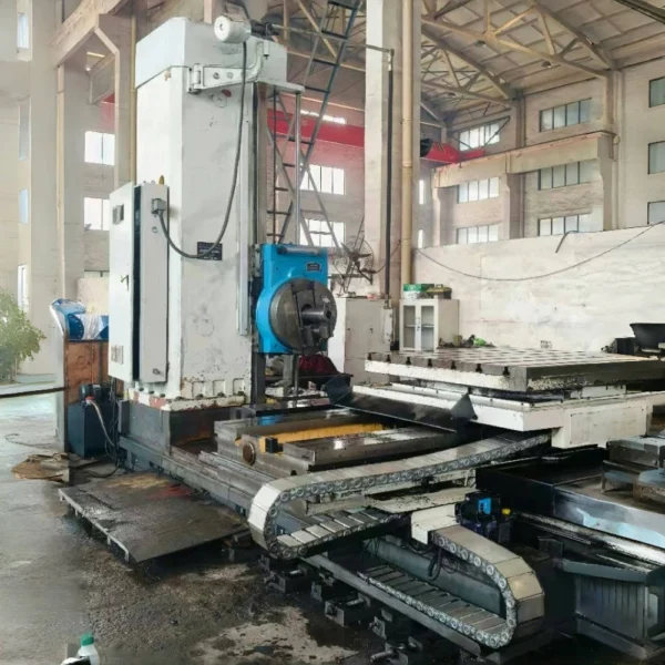 Boring machine, milling machine